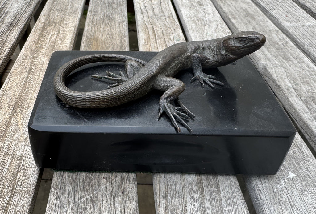 Grand tour Bronze Lizard Desk piece